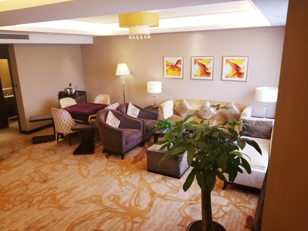 Xi'An Tanglong International Hotel Exteriör bild